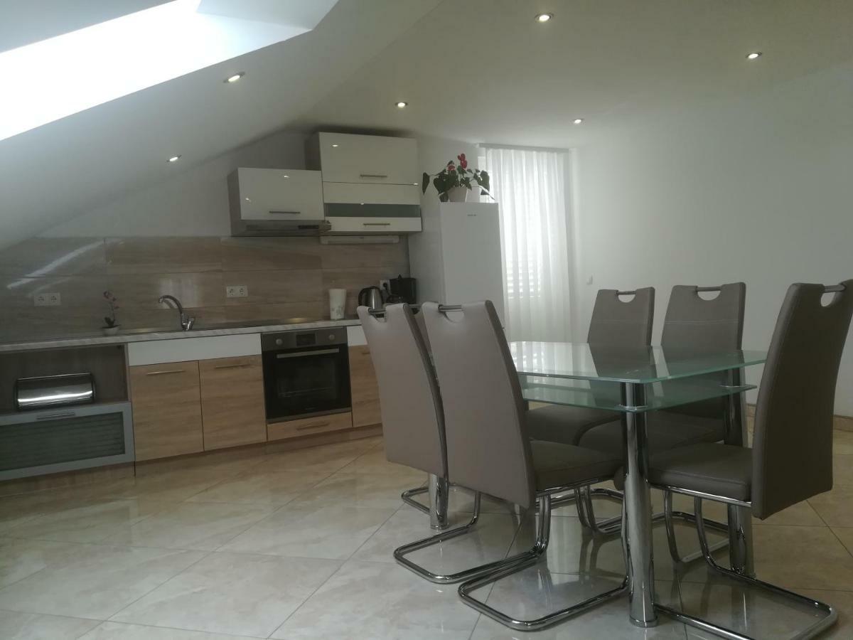 Apartman Daria Lägenhet Trogir Exteriör bild