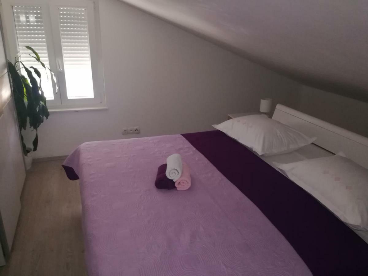 Apartman Daria Lägenhet Trogir Exteriör bild